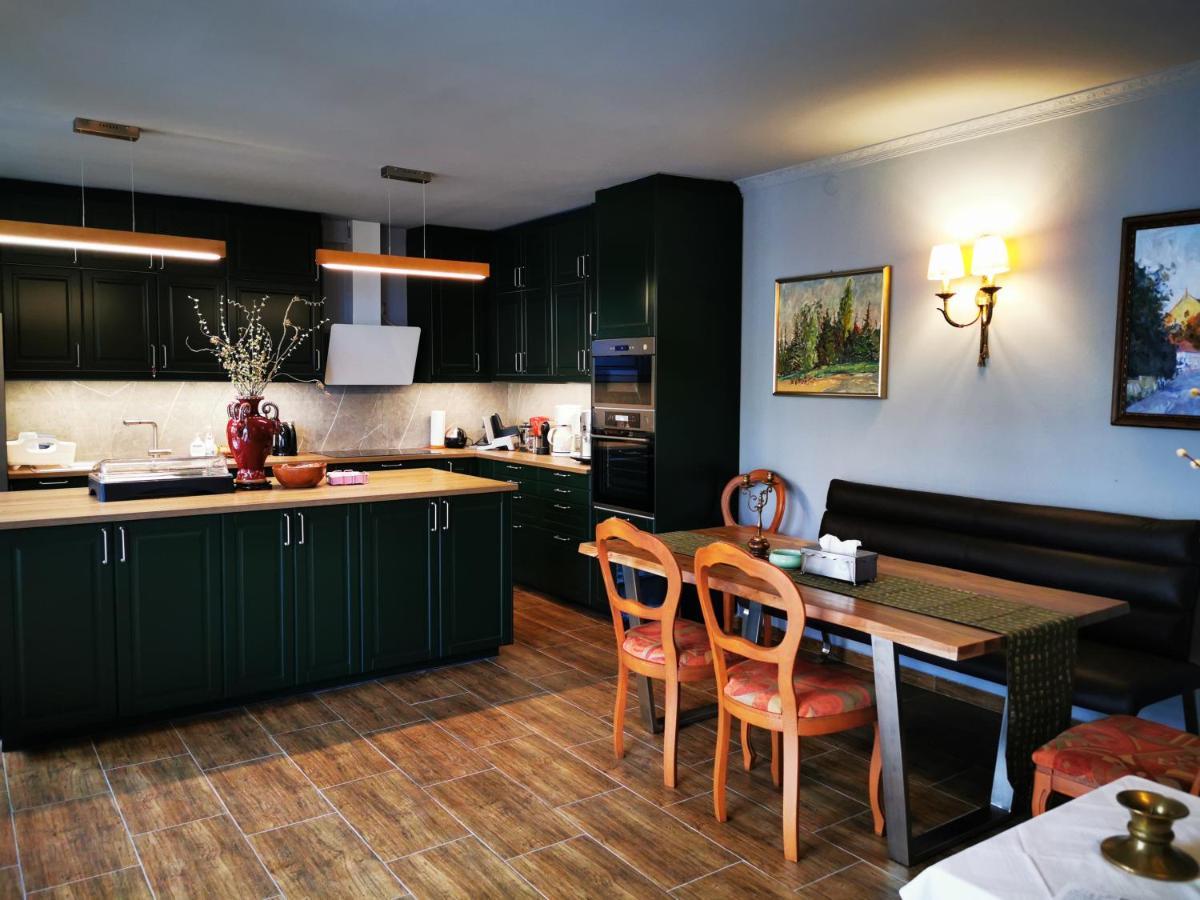 Hotel Goldene Krone 미스텔베크 외부 사진